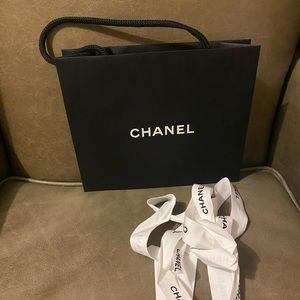 Authentic Chanel shopping bag 22cm x 9cm